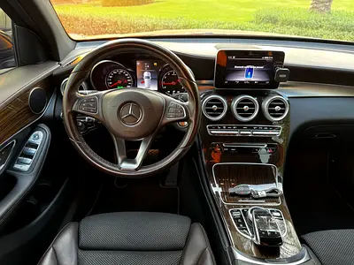 صورة 9 لـ 2018 Mercedes-BENZ GLC