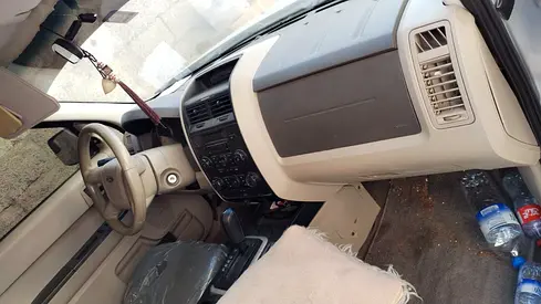 2012 FORD ESCAPE 照片 5