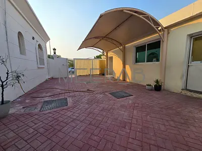 3 BEDROOMS DETACHED HOUSE WITH SEPRATE ENTRANCE