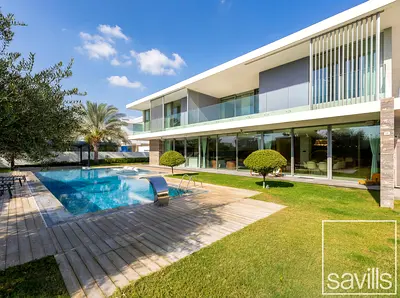 Fully Furnished | Available Now | Private Garden