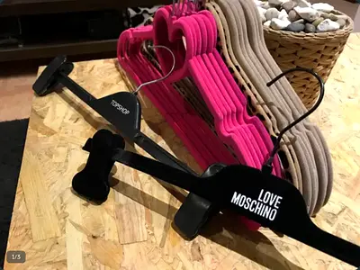 17 Satin Velvet Hangers