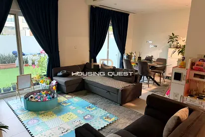 Single Row |Landscaped |Close to Park & Pool
