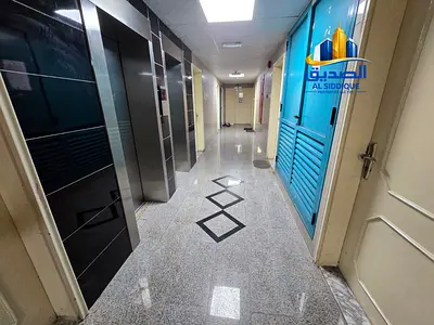 Spacious big Studio jamal Abdul naser street just 25k near bus stop