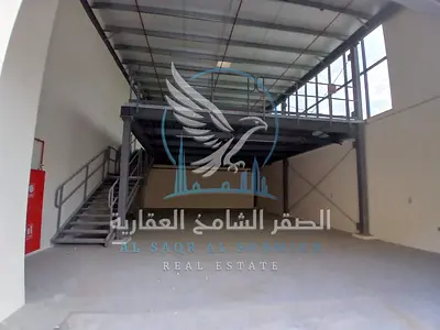 للإيجار السنوي مستودع في الصناعية 18 الشارقة فرصة ممتازة مساحة: 3200 قدم مربع