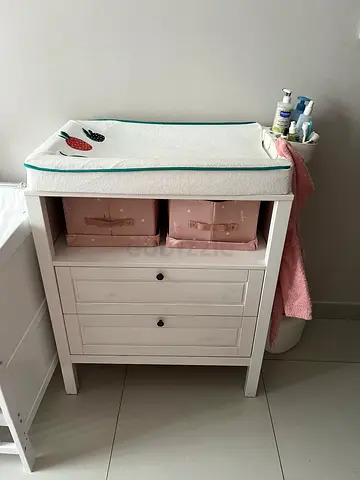 Changing table