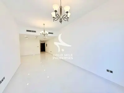 15 days Free - Premium & Spacious - 1+Store - Close to Metro - Executive Family Building
