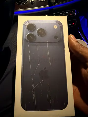 I phone 17 pro 256 blue