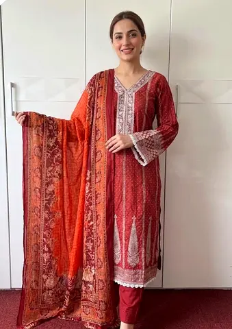 Maroon Printed Pakistani/Kurta Set with Matching Dupatta - Size s