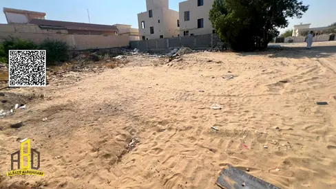 Residential land for sale in a prime location, close to all amenities.
