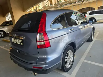 Well maintained Honda CR-V EX 2010 GCC Specs