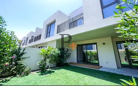 Private garden | Close to Pool | Well maintained
