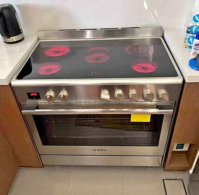 Bosch series 8 latest model electric ceramic cooker 90x60cm