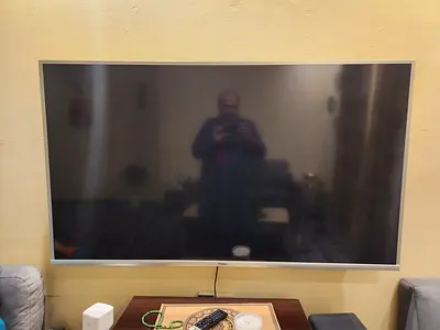 65 inch Smart Flat Panel LCD TV - Good Working Condition