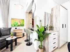 Fully Furnished | City View | 12 Payments | Vacant