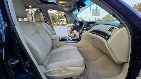 2016 Infiniti Q70 — миниатюра 11