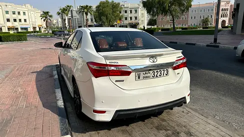 2015 Toyota COROLLA 缩略图 6
