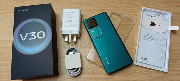 Vivo V30 with box, charger and case - Excellent condition