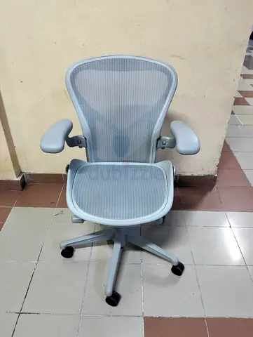 Herman Miller remastered chair for selling.colour gray size B