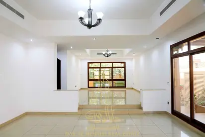 4BR Villa for Rent in Jumeirah 2 | Villa 4 |