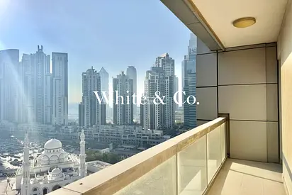 HIGH FLOOR | HUGE LAYOUT| PERFECT LOCATION