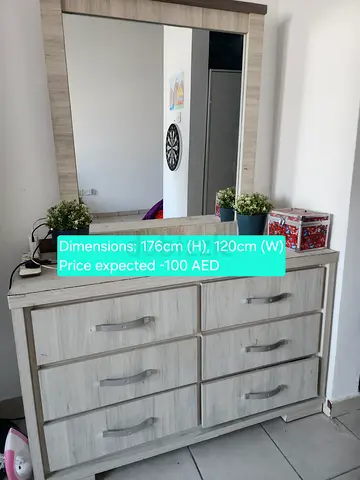 Light wood 6-drawer dresser with mirror - 176cm H x 120cm W