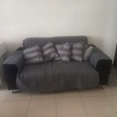 sofa / table free pickup