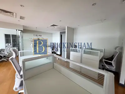 Fully Fitted I Spacious Unit I HDS Business Centre