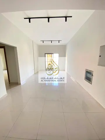بناية جديدة,اول ساكن,مساحة واسعة,موقع مميز,سهل الوصول