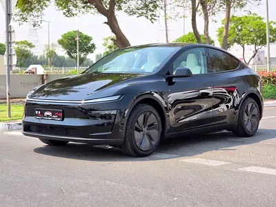 2026 Tesla MODEL Y — миниатюра 2