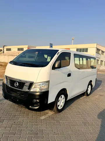 2016 Nissan Urvan NV350 GCC Specs