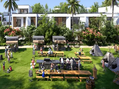 Spacious 5BR | Private Garden | Back View