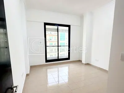 تصميم واسع | جاهزة للسكن | شاغرة