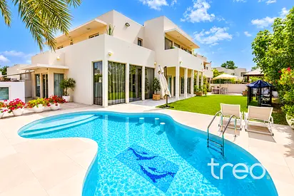 Private Pool | Huge Plot | Upgraded Villa