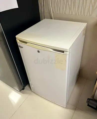 Westpoint Freezer-100L single-door compact freezer in good working condition