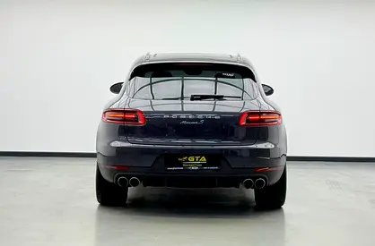 2017 Porsche MACAN photo 5