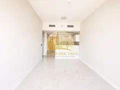 Unfurnished | Available Nov | 2mns Walk to Metro