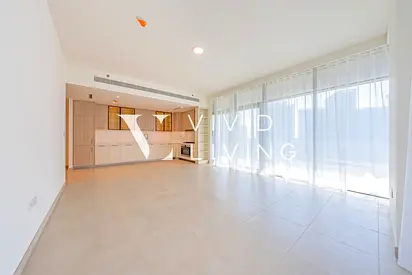 PARK AND POOL VIEW | CORNER UNIT | MULTI-OPTIONS