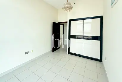 Spacious | Good Location | Vacant | Best Amenities