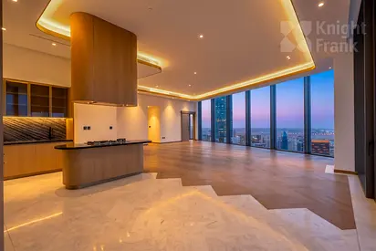 Luxury 4BR Penthouse | High Floor | Canal View