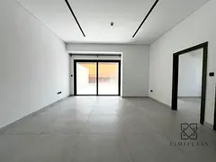 Corner Unit | Open View | Ready to move