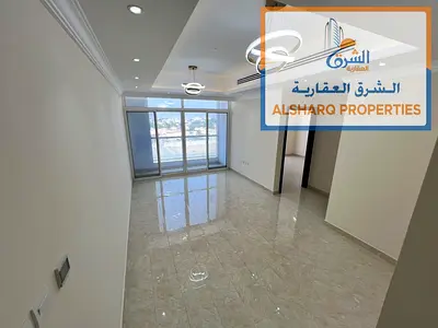 مقابل كنز مول  تشطيبات راقيه  مساحه كبيره  بلكونه اطلاله مفتوحه  تكييف مركزي  2 حمام  غرفه ماستر  سهل لمخرج الشارقه ودبي