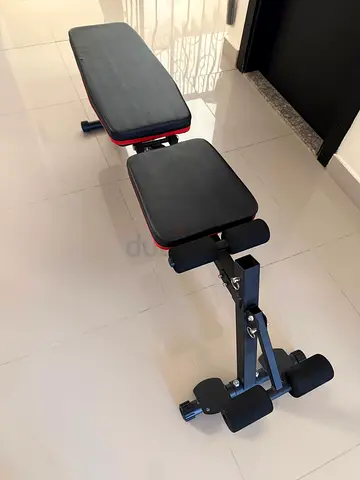 Adjustable Foldable Weight Bench with Leg Extension - Good Condition