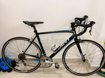 Giant TCR Road Bike – M/L Size | Shimano Tiagra  Giant TCR road/race bike in M/L size