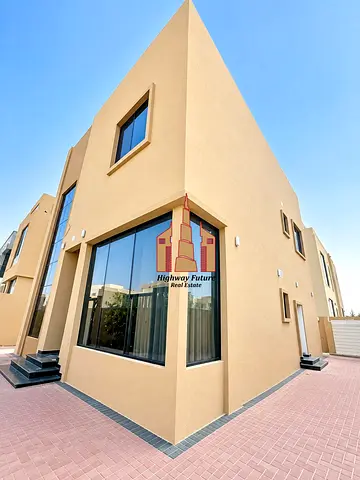 Spacious 4Bhk Villa G+2 Floor With All Master Maids room Laundry Space And Parking Garage 2.5 Million