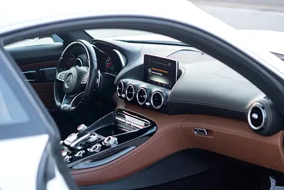 صورة 9 لـ 2016 Mercedes-BENZ AMG