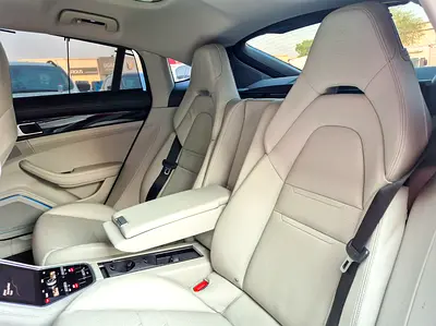 2018 Porsche PANAMERA 缩略图 11
