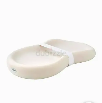 Keekaroo Ergonomic peanut Baby Changing Pad / Changing Cushion (Neutral Ivory)