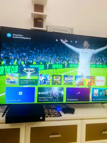 Xbox one + games and 2 original controllers
