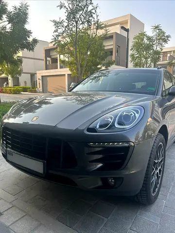2016 Porsche MACAN photo 6