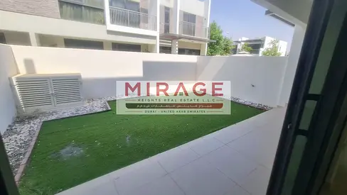 R2M1 | 4BR+Maid | Closed Kitchen
